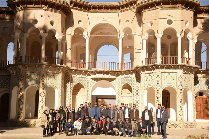 بازدید اعضای سازمان عضو دفتر نمایندگی نی ریز از بناهای تاریخی شهر کرمان